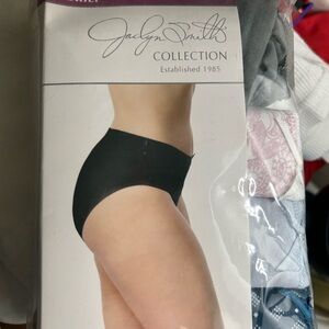 Jaclyn Smith Collection Premium Plus Briefs sz 11